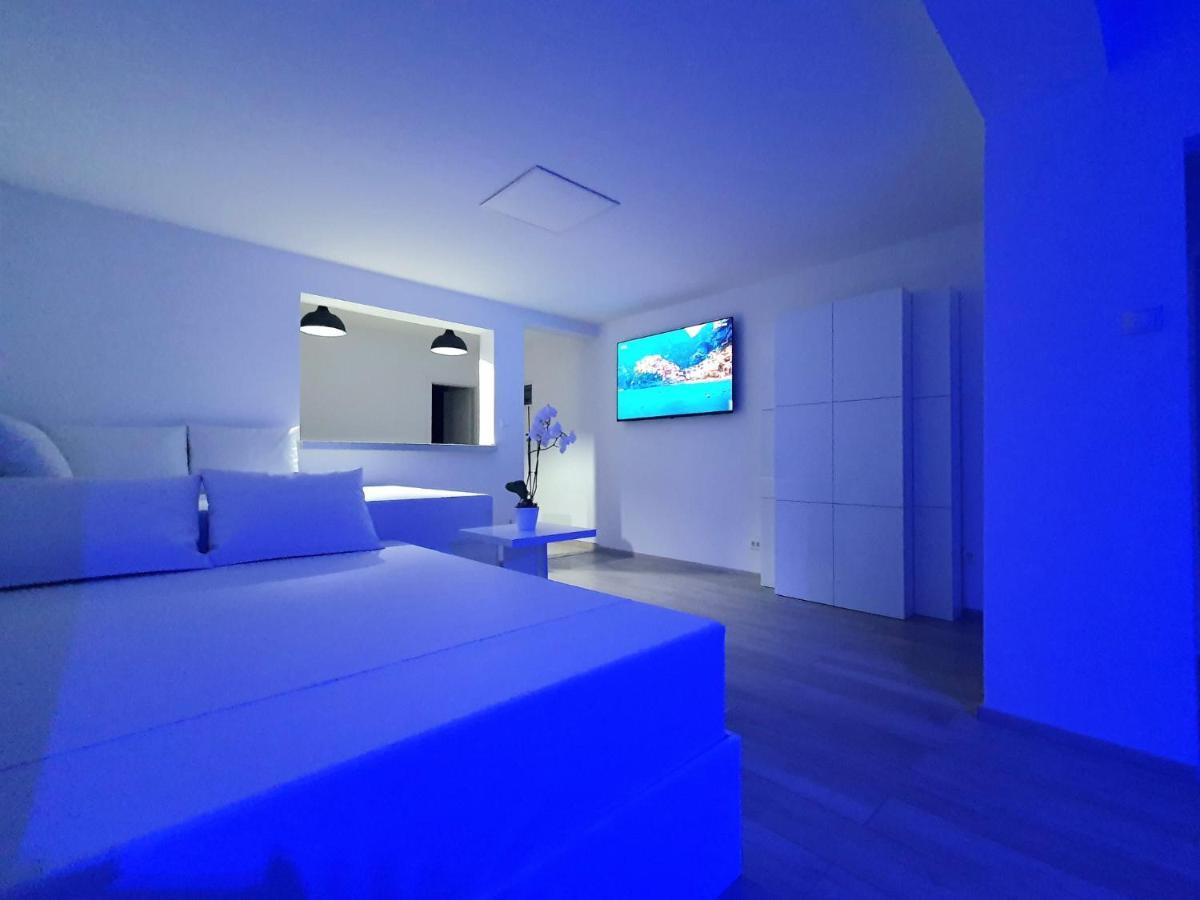 Penthouse Jacuzzi & Pool Apartmants Opatija Eksteriør bilde