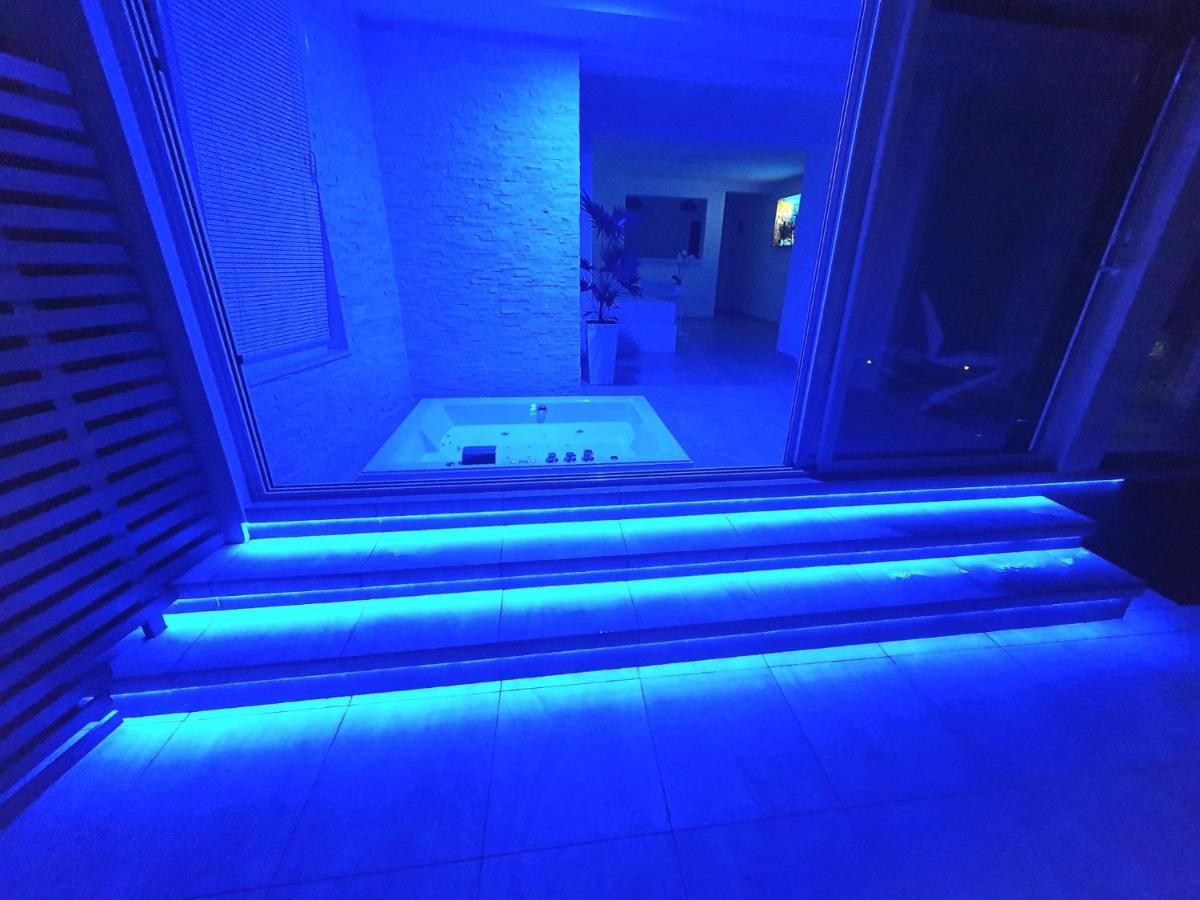 Penthouse Jacuzzi & Pool Apartmants Opatija Eksteriør bilde