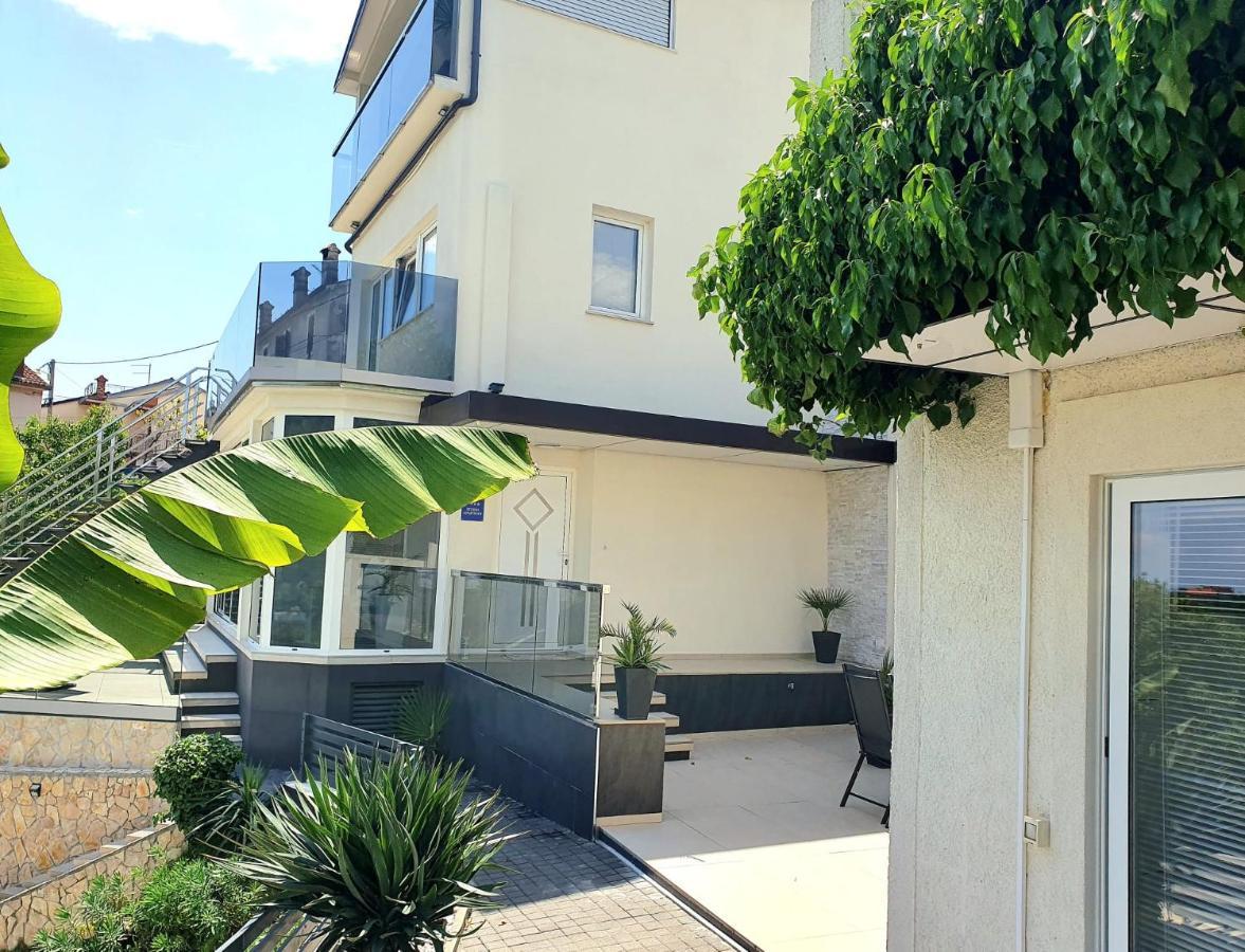 Penthouse Jacuzzi & Pool Apartmants Opatija Eksteriør bilde