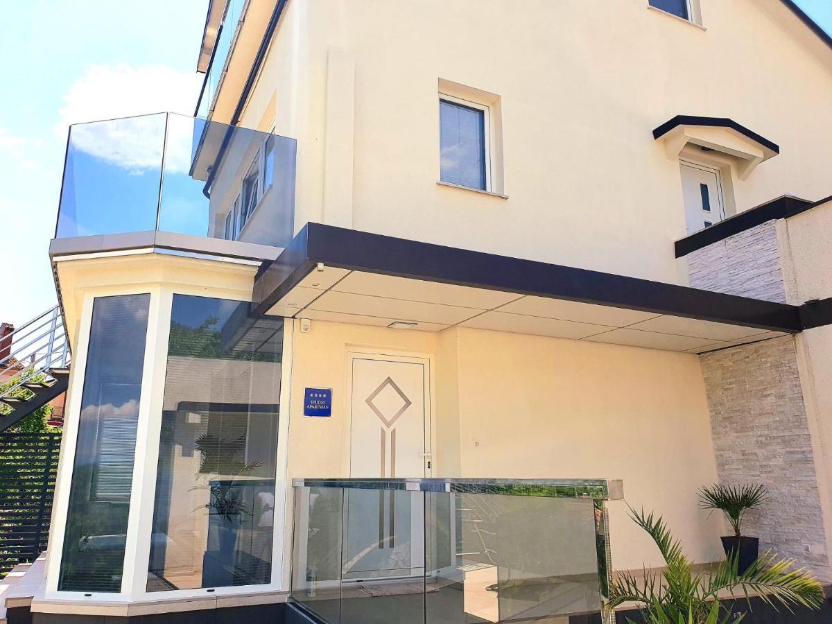 Penthouse Jacuzzi & Pool Apartmants Opatija Eksteriør bilde
