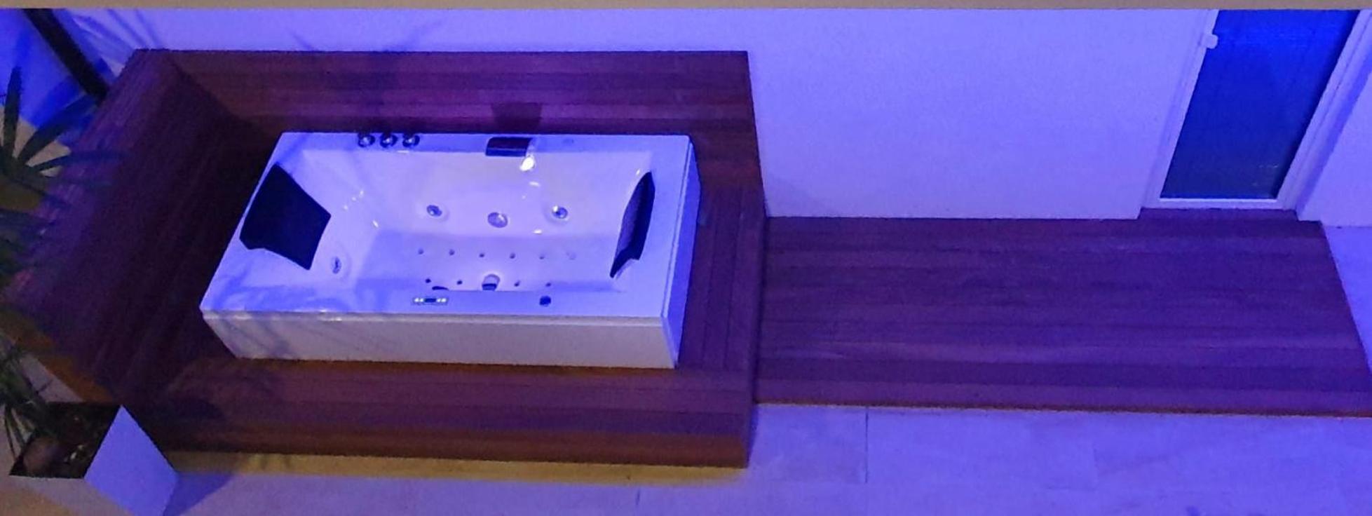 Penthouse Jacuzzi & Pool Apartmants Opatija Eksteriør bilde